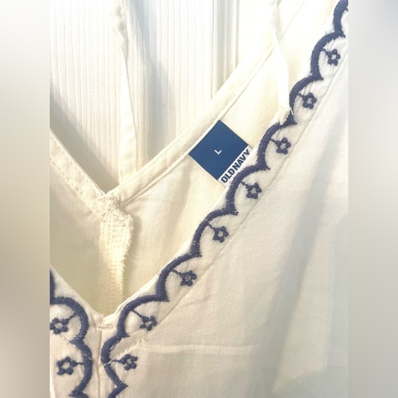 Old Navy top defined waist floral v neck top size Large - Picture 4 of 5